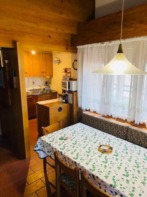 Appartamento Vicino A Cortina D'Ampezzo Con Garage ピエーヴェ・ディ・カドーレ エクステリア 写真
